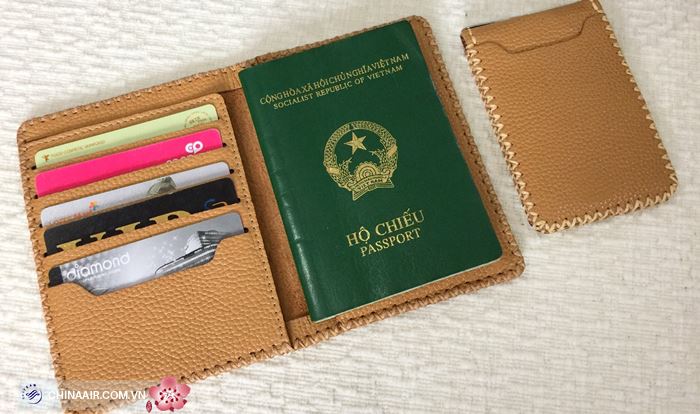 Hộ chiếu là giấy tờ tùy thân cần thiết nhất