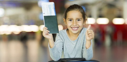 Quy định giấy tờ của trẻ em khi đi máy bay của China Airlines